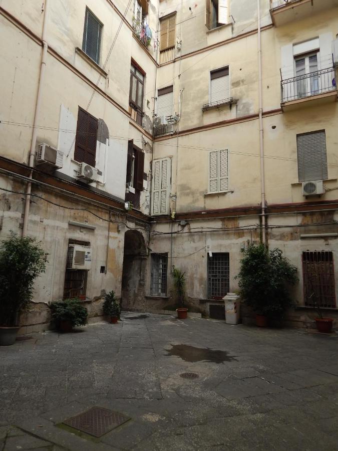 Domus Passpartenope, Napoli Екстериор снимка